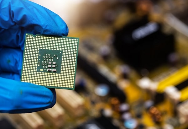 اورکلاک کردن CPU