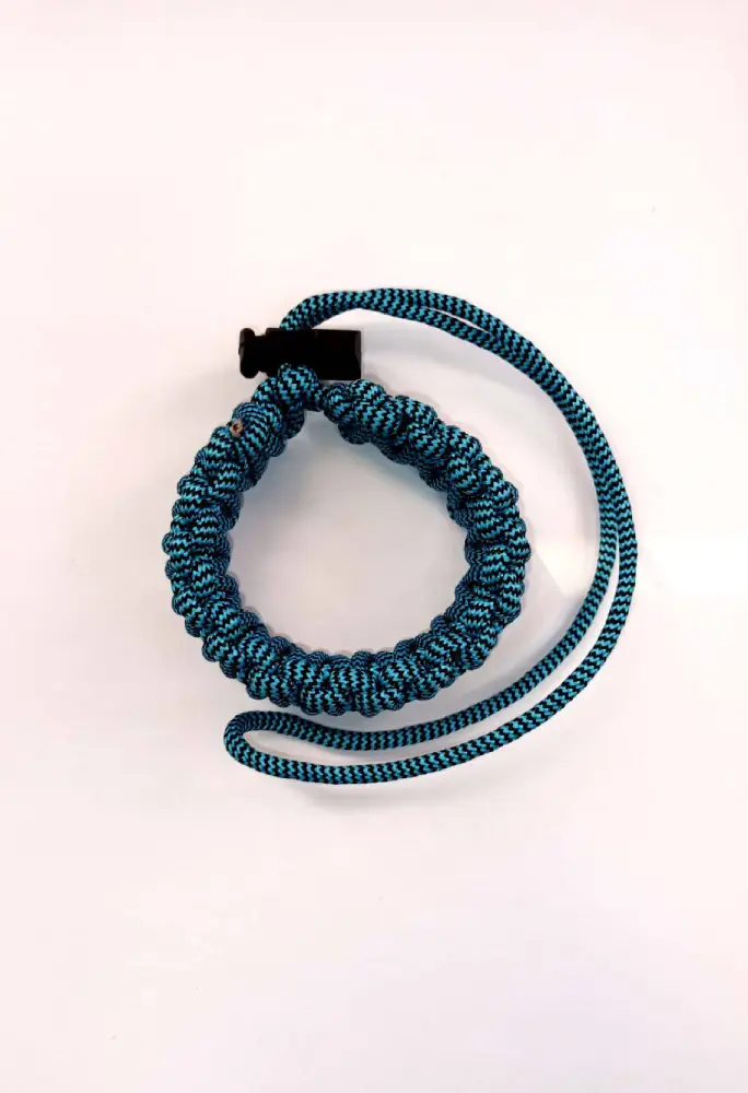 تحویل سریع | مشخصات فنی + خرید بند دوربین مچی مینی آبی راه راه Carpal strap | مشاوره رایگان و تخصصی 0217356 | نورنگار