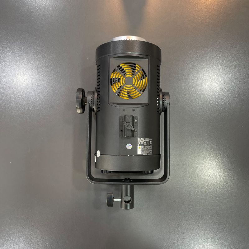 ویدئو لایت گودکس دست دوم Godox SL-150 II LED Video Light