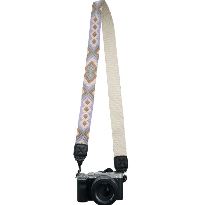 ضمانت سلامت کالا | مشخصات + بهترین قیمت برای خرید بند دوربین طرح بوهو کرم یاسی Bandino Camera neck Strap lilac | مشاوره تخصصی 0217356