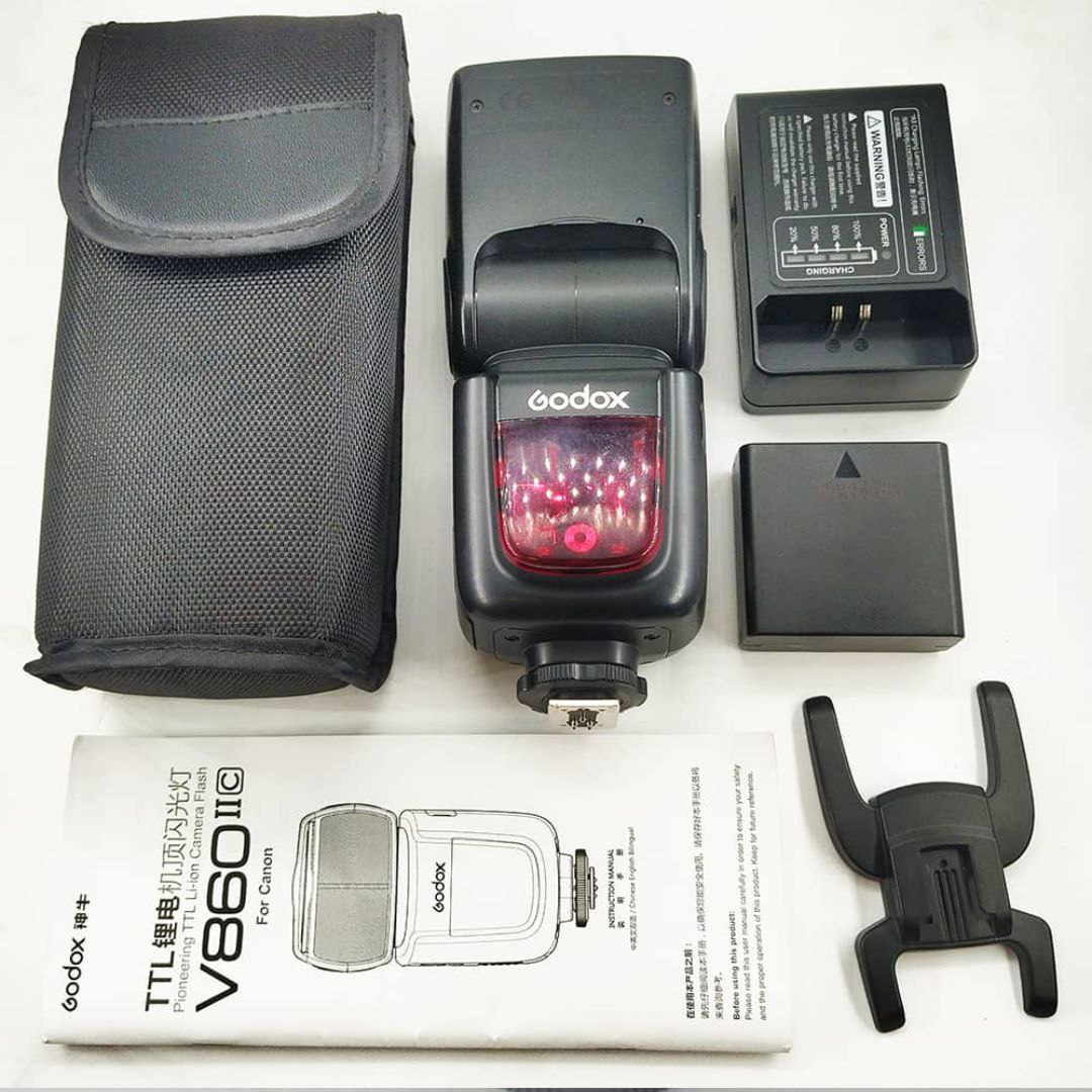 فلاش Godox V860IIC دست دوم بسیار سالم است ، مناسب دوربین های کانن | امکان خرید حضوری و آنلاین ، سه روز مهلت تست و 7 روز مهلت تعویض کالا