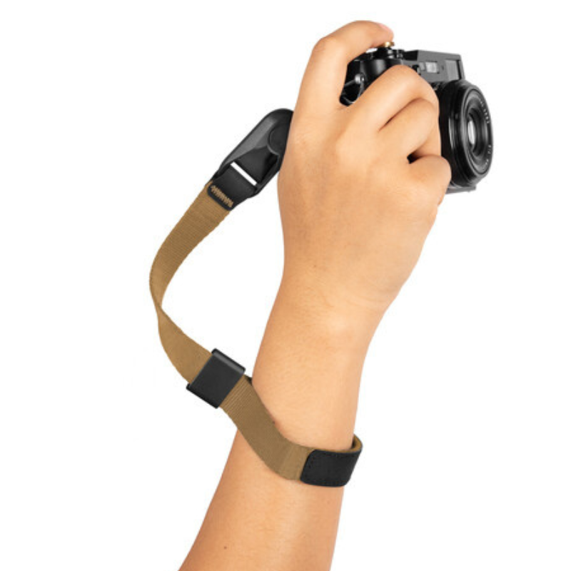 بهترین قیمت برای خرید بند دوربین مچی کاف طرح پیک Peak Design Cuff Camera Wrist Strap | خرید بند دوربین سبز | نورنگار 0217356