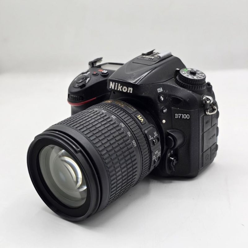 دوربین عکاسی نیکون دست دوم Nikon D7100 with 18-105mm(12000 شات)