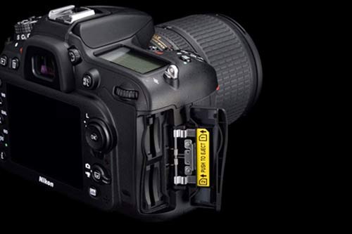 دوربین نیکون Nikon D7200 Kit 18-140mm