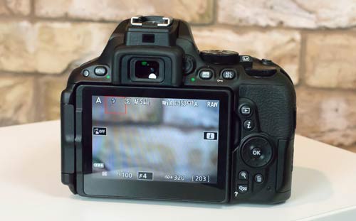 دوربین Nikon D5500