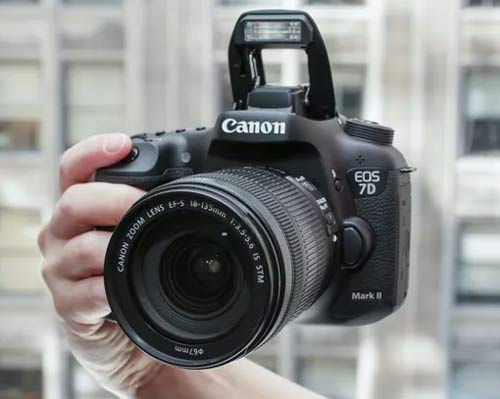 دوربین Canon EOS 7D Mark II