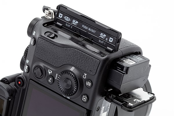 قیمت دوربین سونی آلفا 7