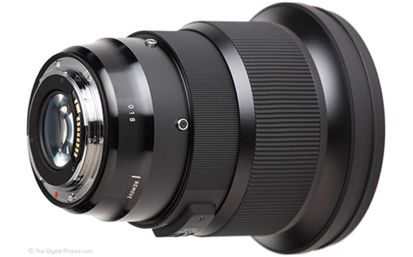 بررسی لنز سیگما Sigma 105mm f/1.4 Nikon