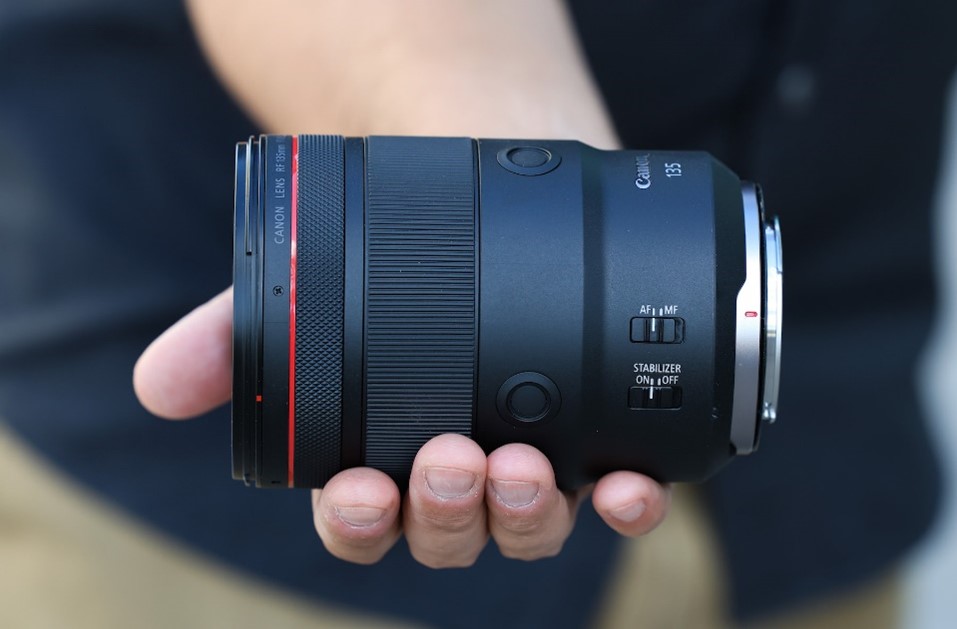 لنز RF 135mm f/1.8 L IS USM